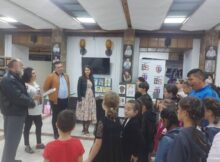 Festival de teatru și expoziție de artă, la finalul unui nou an școlar al Clubului Copiilor Valea Jiului