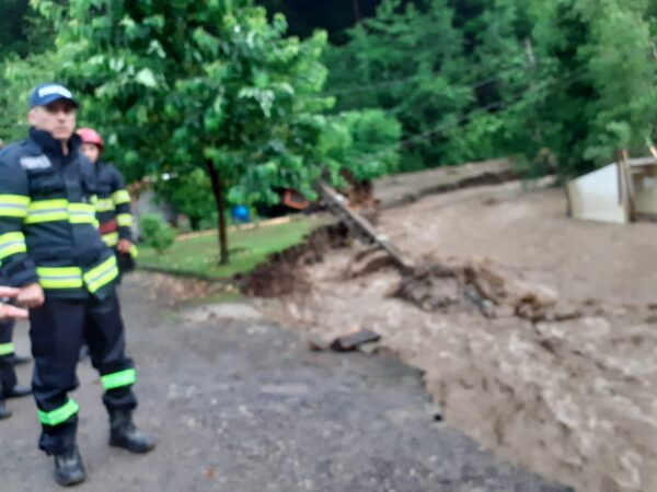 Ce a lăsat în urmă ”Codul Roșu” de vreme rea în județul Hunedoara