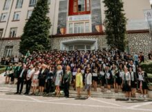 La Universitatea din Petroșani s-a cântat ”Gaudeamus igitur!” și pentru absolvenții promoției 2023 de la Facultatea de Științe