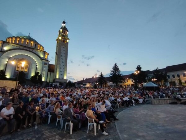 Opera Nights 2023 – debut fulminant la Orăștie, cu peste 1200 de spectatori!