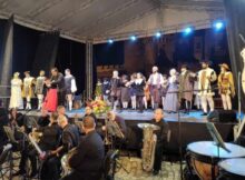 ”Rigoletto” de G. Verdi, un spectacol de operă magic, în decorul fastuos de la Castelul Corvinilor