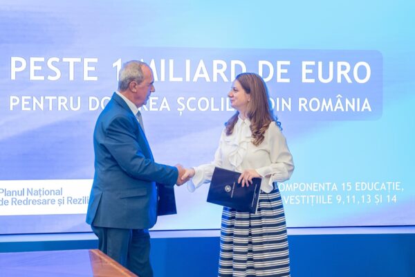 Licee, școli și grădinițe din județul Hunedoara vor fi dotate la standarde europene prin PNRR