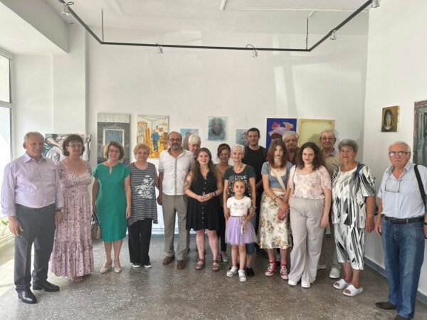 ”Art Students Connection”, expoziție de gală a absolvenților Facultății de Artă din Timișoara, la Galeria ”Iosif Tellmann” din Lupeni
