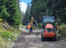 Se lucrează în Parâng, la modernizarea drumului spre Cabana ANEFS
