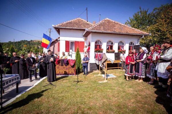 Tradiții pădurenești autentice la ”Festivalul Pădurenilor”, acasă la Drăgan Muntean