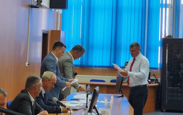 Contract de 12 milioane de lei pentru extinderea rețelelor de gaz metan în municipiul Lupeni