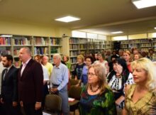 Sărbătoare cu iz literar, de ”Ziua Limbii Române”, la Biblioteca județeană ”Ovid Densușianu” din Deva