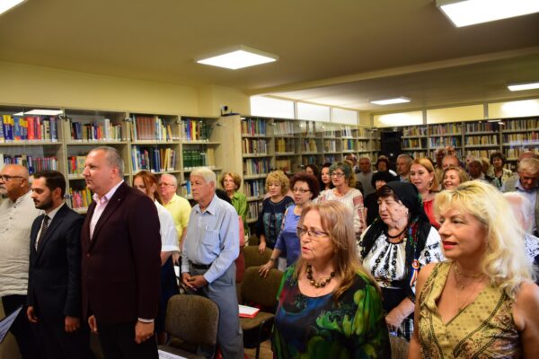 Sărbătoare cu iz literar, de ”Ziua Limbii Române”, la Biblioteca județeană ”Ovid Densușianu” din Deva
