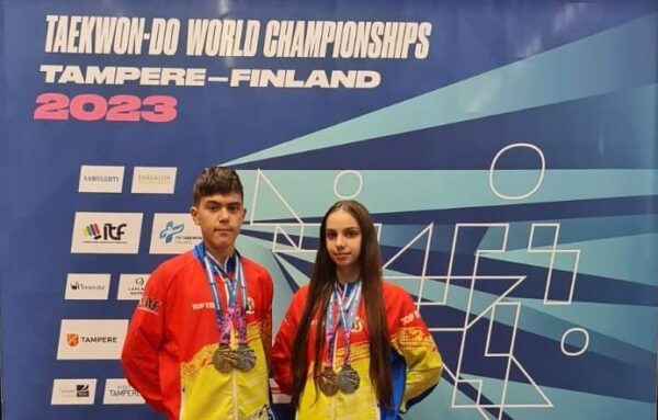 Două ”Pantere negre” din Petroșani, pe podiumul noilor campioni mondiali la Taekwon-doo