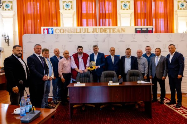 Premierul Marcel Ciolacu promite sprijin pentru minerii Văii Jiului