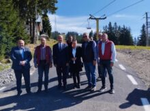 Drum bun pe muntele Parâng, cu asfalt până la cota 1700
