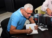 Hunedoreni iubitori de carte în dialog cu doctorul Argeșanu despre tainele Bibliei
