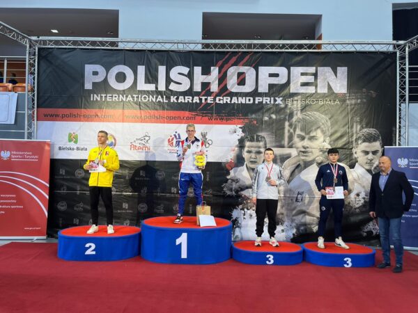 Karatistul din Petroșani Victor Igărelu, medaliat cu aur la Polish Open