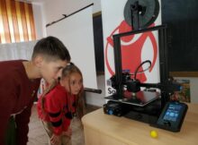 Copiii de la ”Salvați Copiii” Petrila în „Lumea obiectelor 3D”