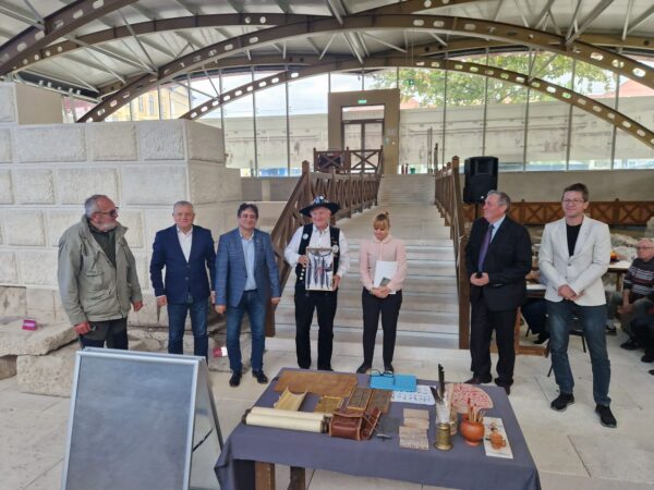 O inițiativă a Asociației ”Petro Aqua” ar putea duce activitățile de plutărit din România în Patrimoniul Universal UNESCO