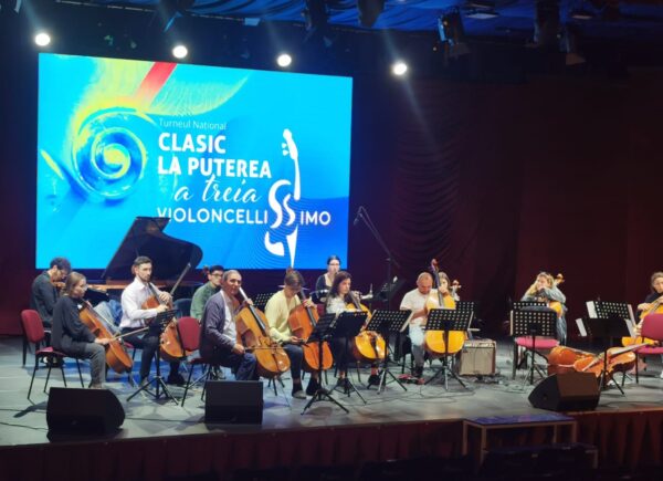 Marin Cazacu şi Turneul Național Violoncellissimo – Clasic la puterea a treia 2023 ajung la Deva, pe 21 octombrie