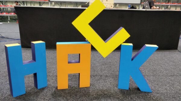 Au început înscrierile pentru cea de-a V-a ediție a hackathonului internațional UniHack de la Timișoara