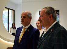 Adrian Năstase va fi prezent din nou la Deva cu o dublă lansare de carte, la ”Salonul Hunedorean al Cărții”