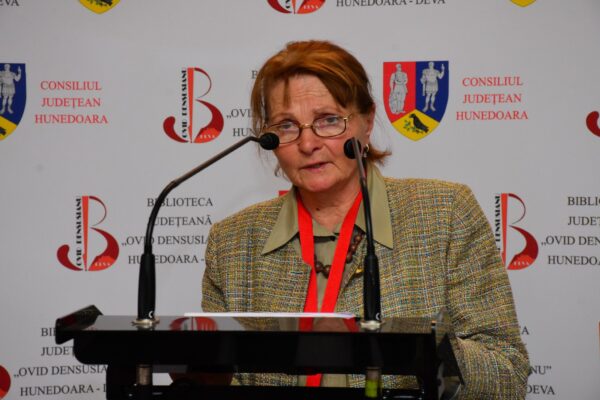 Scriitoarea Mariana Pândaru-Bârgău a plecat între stele