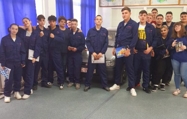 Lecție demonstrativă la Liceul Tehnologic „Dimitrie Leonida” din Petroșani