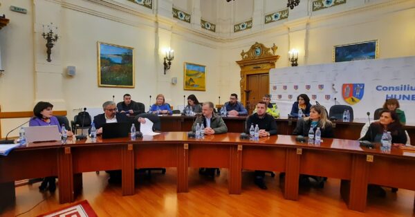 Planul de Mobilitate Urbană Durabilă al județului Hunedoara, în dezbatere publică