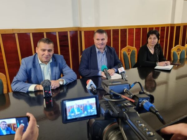 Predare-primire de ștafetă la conducerea Complexului Energetic Valea Jiului