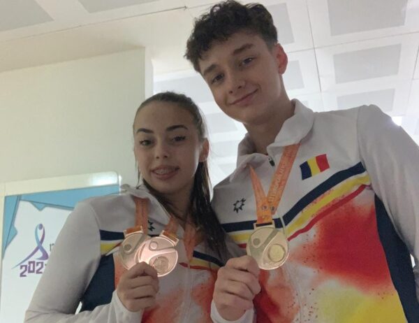 Medalii de aur pentru sportivii CSM Deva la Campionatul European de gimnastică aerobică pentru juniori