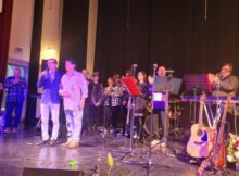 Călătorie de vis, pe aripi de muzică bună, la spectacolul ”Cu prietenii în orașul copilăriei” de la Lupeni