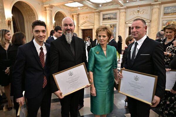 Distincție regală pentru jurnalistul Ilie Pintea