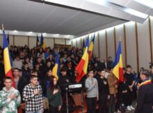 Sărbătoarea Zilei Naționale a României la Biblioteca județeană ”Ovid Densușianu”