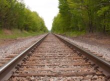 Încep exproprierile pentru reabilitarea liniei ferate Curtici-Simeria