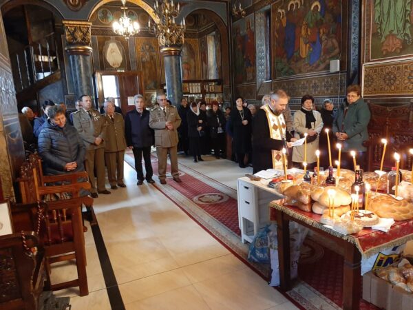 Ziua Veteranului marcată la Petroșani de veterani ai Armatei, în frunte cu subprefectul Constantin Fulga