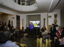 Spectacolul Patrimoniul sub reflectoare – Lumi reînviate: O călătorie culturală imersivă la Muzeul Jecza, unde memoriile, poezia, muzica și arta unei generații s-a reunit pentru o seară de excepție