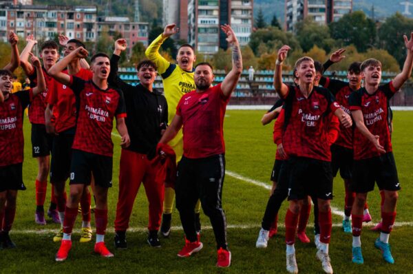 Anul centenarului sportiv se încheie cu realizări notabile la Minerul Lupeni