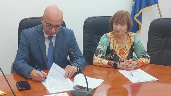 Premieră în administrația publică de la Vulcan: primarul Cristian Merișanu a semnat un proiect de peste 2 milioane de lei în plenul Consiliului local