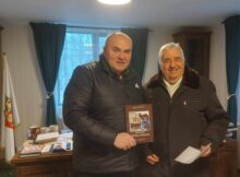 Dr. Dumitru Gălățan Jieț lansează la Petrila o nouă carte, dedicată tradiției ”Pițărăilor” din Ținutul Momârlanilor