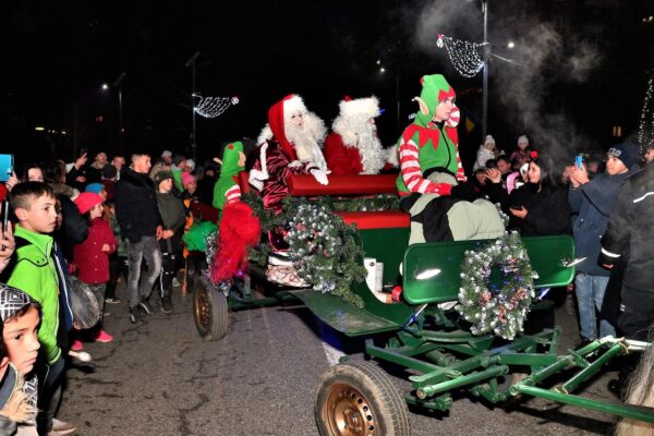 Sărbătoarea Crăciunului aduce la Vulcan evenimente de poveste