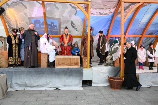 Urmașii Sfântului Francisc au adus ”Caravana Solidarității” și la Petroșani