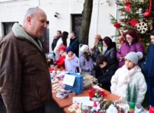 S-a deschis ”Atelierul lui Moș Crăciun” de la Biblioteca județeană din Deva