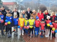 Sărbătoare națională, cu cântec, joc și voie bună, în comunitatea locală din Lupeni