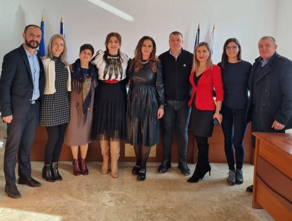 Unitate de îngrijire la domiciliu a vârstnicilor în orașul Uricani