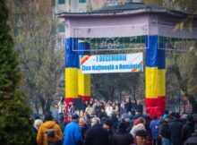 Ziua Națională a României la Petroșani, între respect pentru eroi și petrecere în comunitate