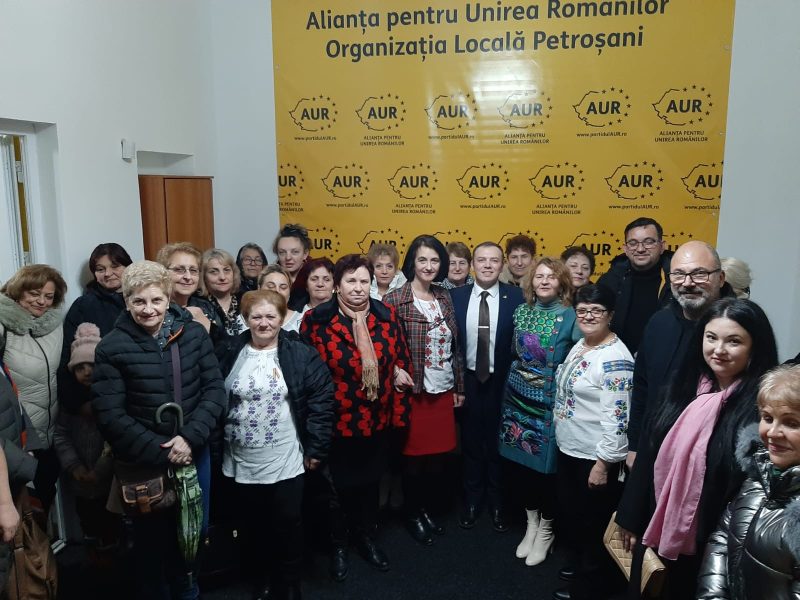 La Petroșani, doamnele de la AUR și-au constituit organizația de femei