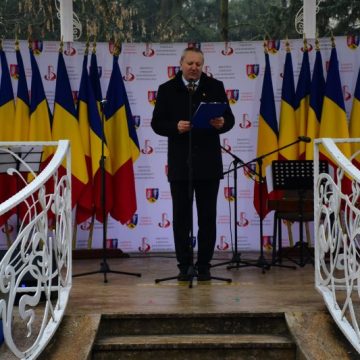 Întâlnire cu Eminescu, de Ziua Culturii Naționale, la Deva