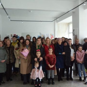 Dublu vernisaj expozițional la galeria de artă ”Iosif Tellmann” din Lupeni