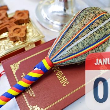 Botezul Domnului (Boboteaza) – Preotul binecuvântează toate casele creștinilor