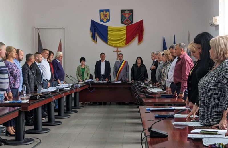 Ședință festivă la Petroșani cu prilejul jubileului ”Petroșani 100”