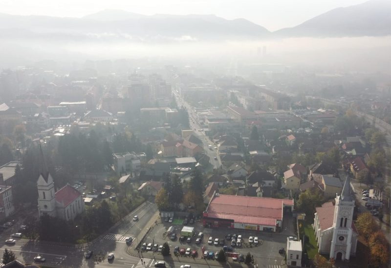 ”Fumurile Petroșaniului”, proiect de cercetare și expoziție foto la Universitatea din Petroșani