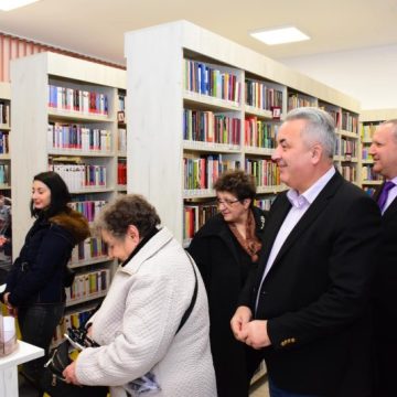 Complet modernizată, Filiala nr. 1 a bibliotecii județene ”Ovid Densușianu” și-a redeschis porțile pentru cititori