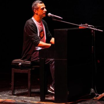 Emoție pură la concertul de lansare al primului album al pianistului Aurelian Epuraș